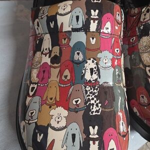 Easy Street Laurie Clogs | Slip-Resistant Dog Print Shoes EUC 8W